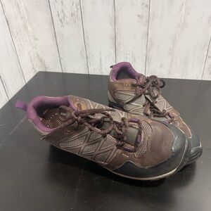 Windriver Lace Up Hiking Shoes Tarantula Grip EUC Partial Leather Upper Size 10